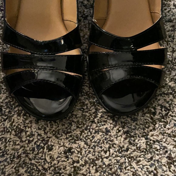 Softspots Neima Black Patent- Size 8.5W - Picture 6 of 12